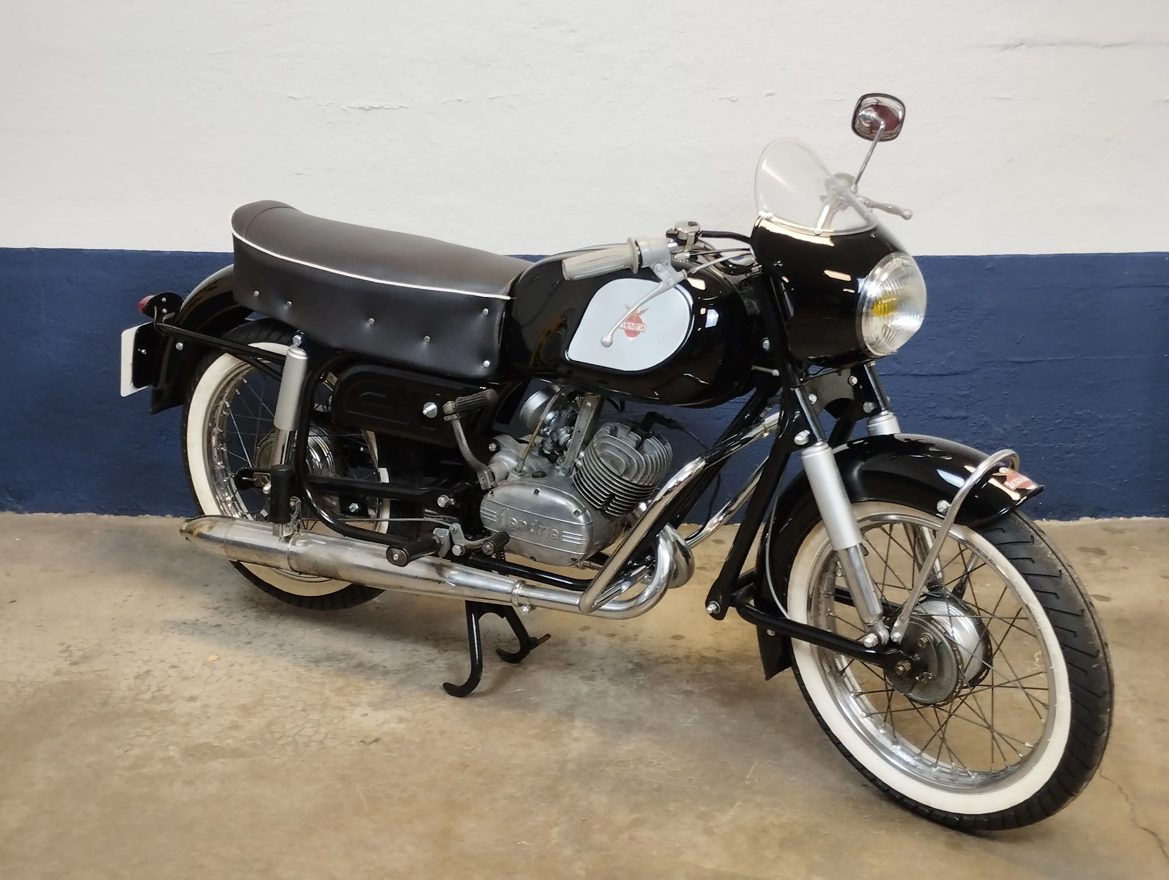 Voitures <br /> Motos